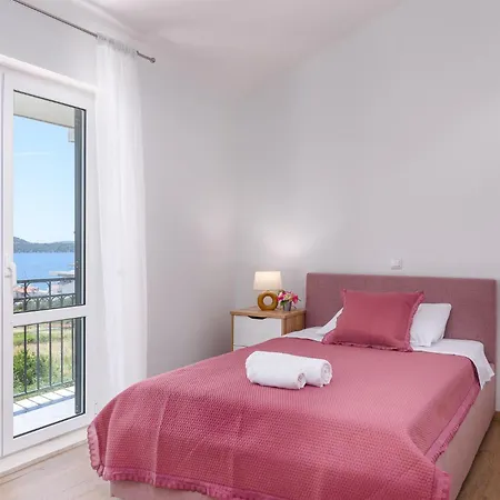 Eva Apartman